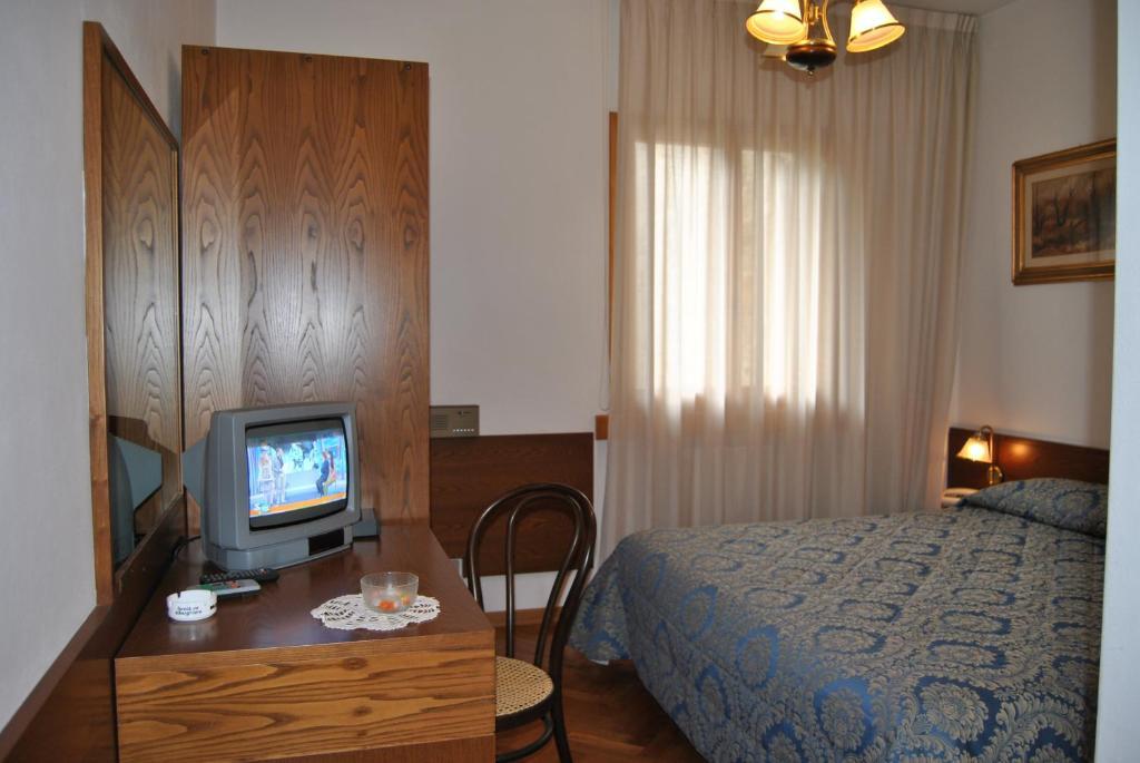 Hotel Archimede Reggello Ruang foto